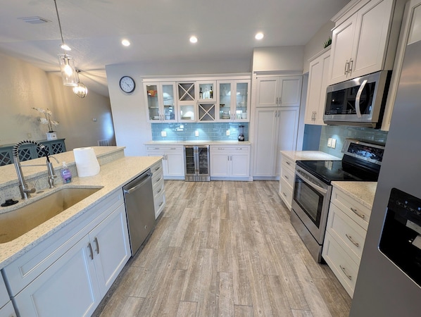 Microwave, oven, stovetop, dishwasher