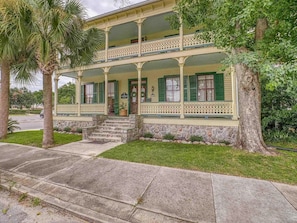 Exterior - Historic Downtown Loft C (Pensacola)