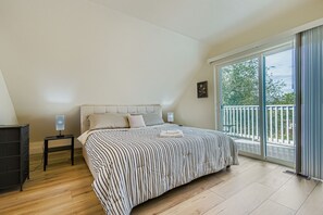 2 bedrooms, desk, iron/ironing board, free WiFi