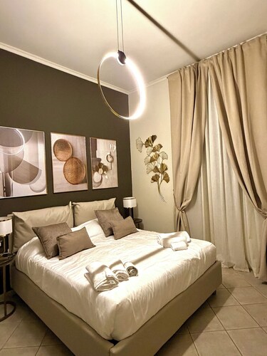 InCity Suite: Elegant Downtown Business and Urban Living in the Heart of the City