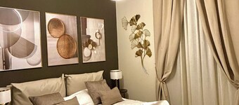 InCity Suite: Elegant Downtown Business and Urban Living in the Heart of the City