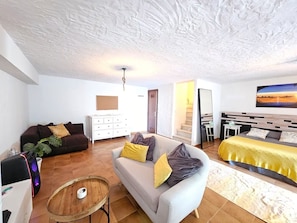 4 bedrooms, Internet