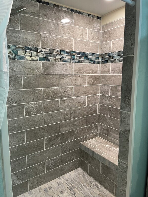 Spa - Terrific 3 Bedroom Home in Moultrie- Newly
Remodeled (Moultrie)