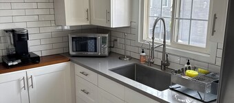 Enchanting one bedroom apartment in Long Beach