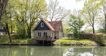 Country house on beautiful waterfront park