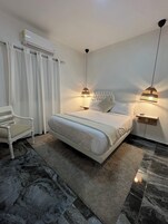 舒适客房 | 客房内保险箱、免费 WiFi