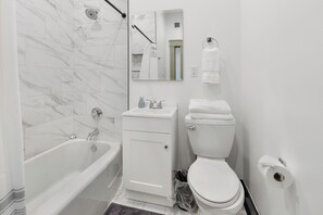 Handtücher, Toilettenpapier