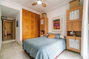 3 Schlafzimmer, Bügeleisen/Bügelbrett, Internetzugang, Bettwäsche