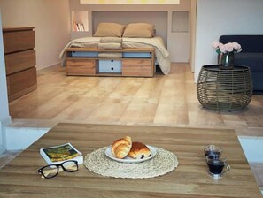 1 sovrum, strykjärn/strykbräda, gratis wi-fi och sängkläder