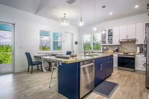 Oven, stovetop, coffee/tea maker, cookware/dishes/utensils