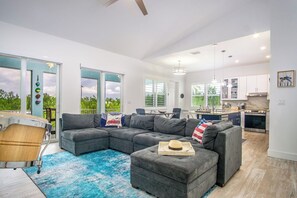 Unclassified image, 2 of 38, button