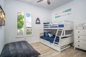 3 bedrooms, free WiFi, bed sheets