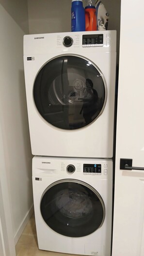 Unclassified image, 3 of 15, button