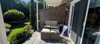 IN TOWN! Charming 1-bedroom condo in downtown Edgartown