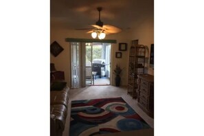 Interior - 3-bedroom house in fabulous Vero Beach, 10 min from beach with AC (Vero Beach)