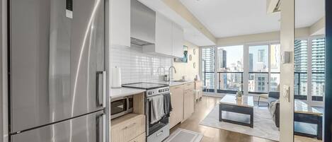 Microwave, oven, stovetop, dishwasher