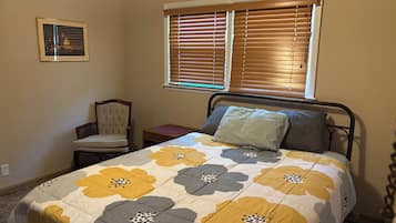 2 bedrooms, iron/ironing board, bed sheets
