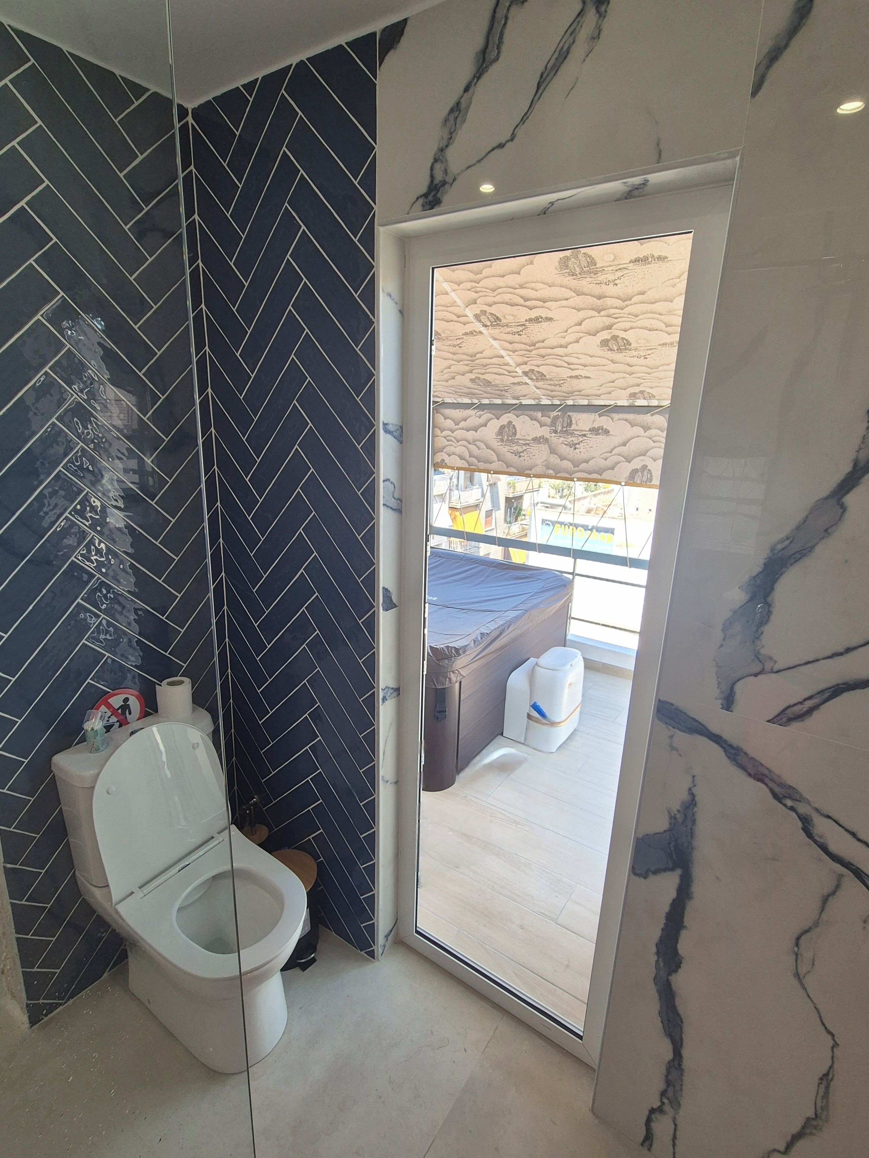 1 camera, Wi-Fi, lenzuola