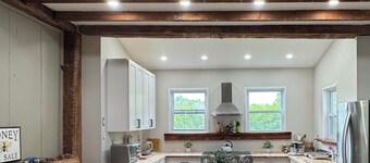 Rustic 4-bedroom farmhouse in bucolic Hinsdale, MA