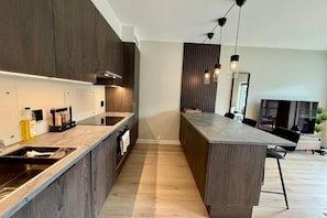 Oven, stovetop, dishwasher, toaster