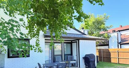 Arlington Entertainment District Home Purple Door