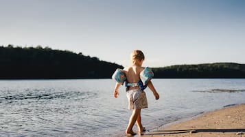 Liegestühle, Strandtücher