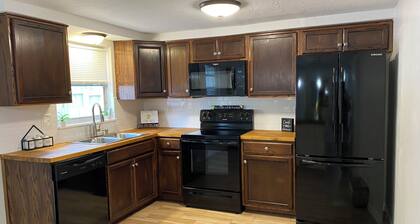 Cozy 3-bed home close to beautiful beaches.