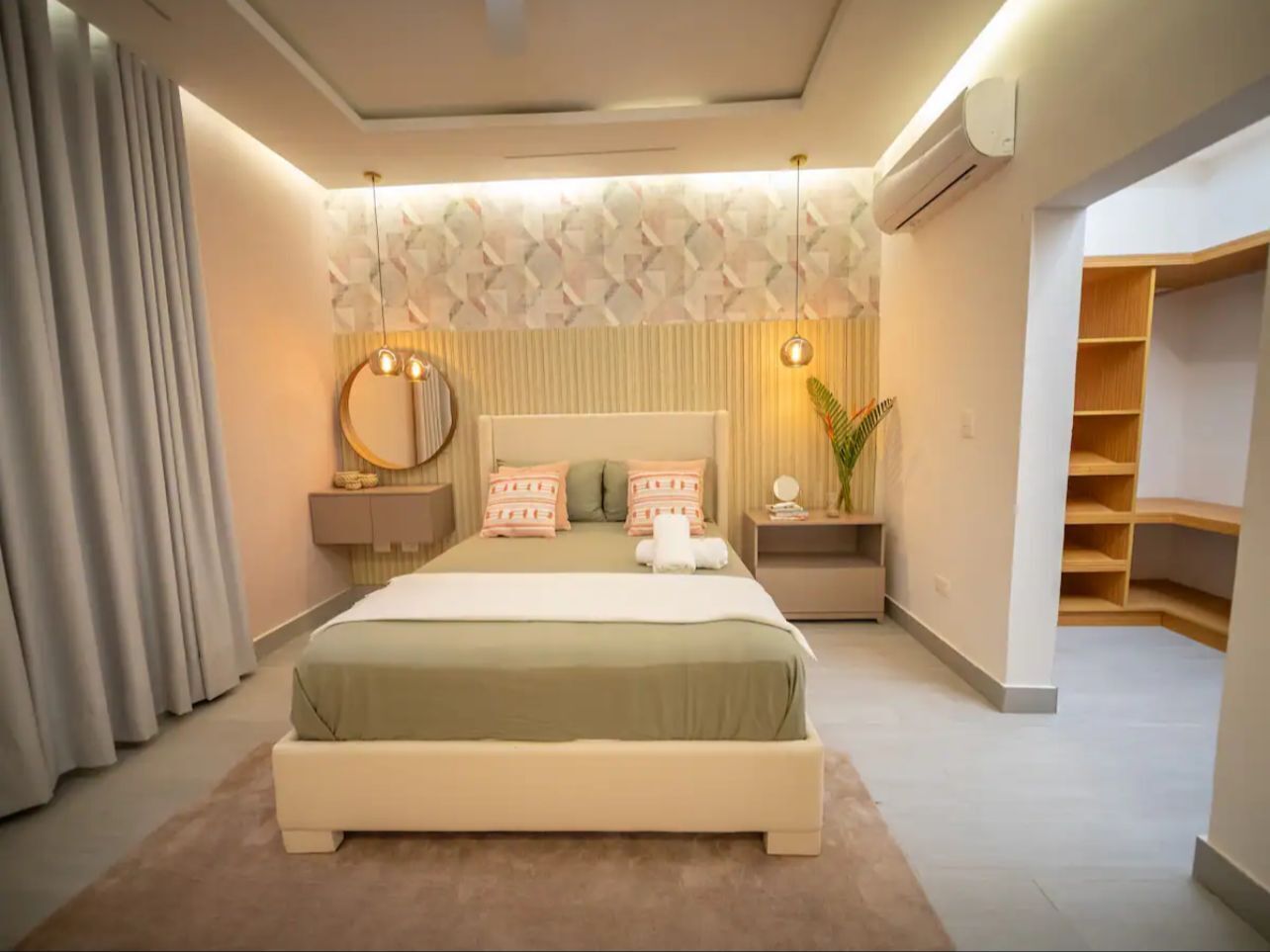 5 bedrooms, in-room safe, iron/ironing board, free WiFi