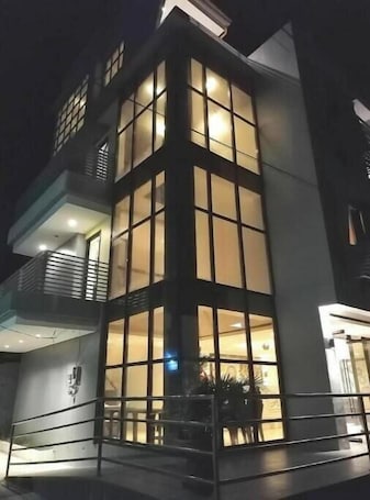 Exterior. Hotel Rupert A -Deluxe Suite King Bedroom