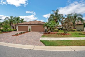 Exterior - All Peace & Quiet With Water View (Bradenton)