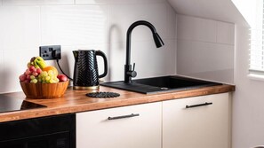 Standard Double or Twin Room | Private kitchen | Fridge, microwave, oven, stovetop