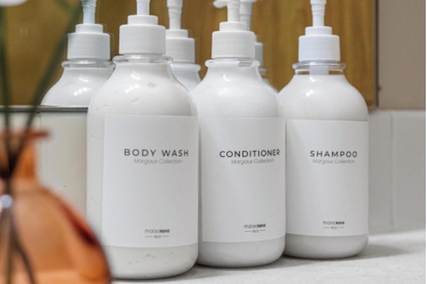 Badezimmerausstattung