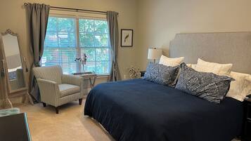 3 bedrooms, desk, free WiFi, bed sheets