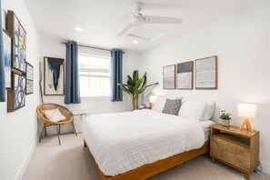 4 Schlafzimmer, Schreibtisch, Bügeleisen/Bügelbrett, kostenloses WLAN