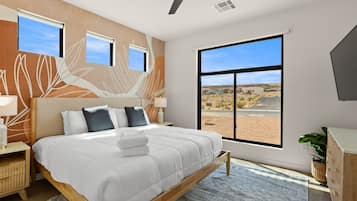 Iron/ironing board, travel cot, WiFi, bed sheets
