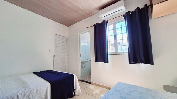 4 bedrooms, free WiFi, bed sheets