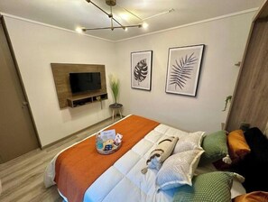 1 bedroom, iron/ironing board, Internet, bed sheets