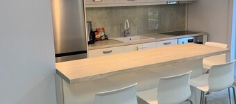 Modern family-sized condo near the beach