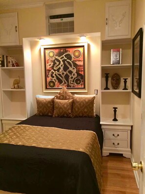 1 camera, ferro/asse da stiro, Wi-Fi, lenzuola