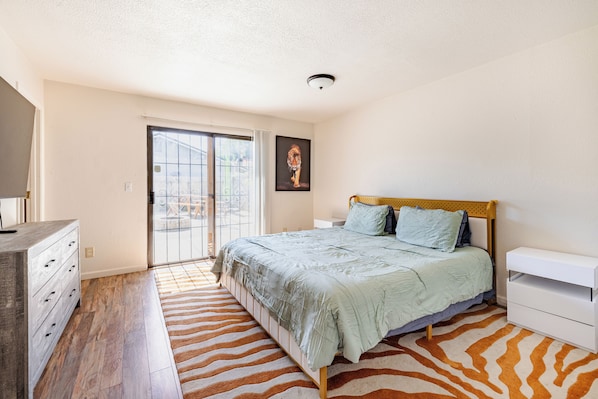 2 bedrooms, WiFi, bed sheets