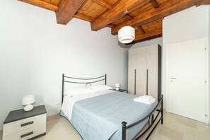 2 habitaciones, wifi y ropa de cama