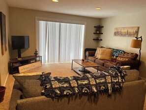 Smart TV, fireplace, foosball