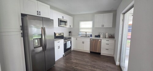 Cozy Clearwater 3 Bedroom Home