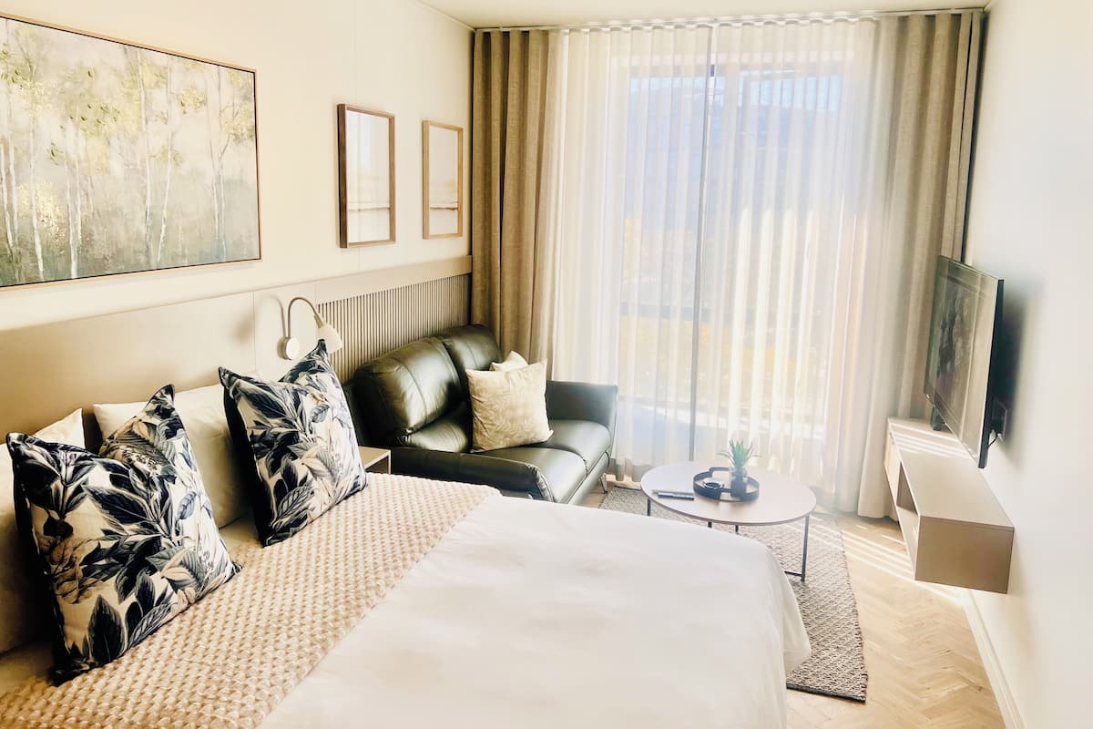 Comfort Studio, City View