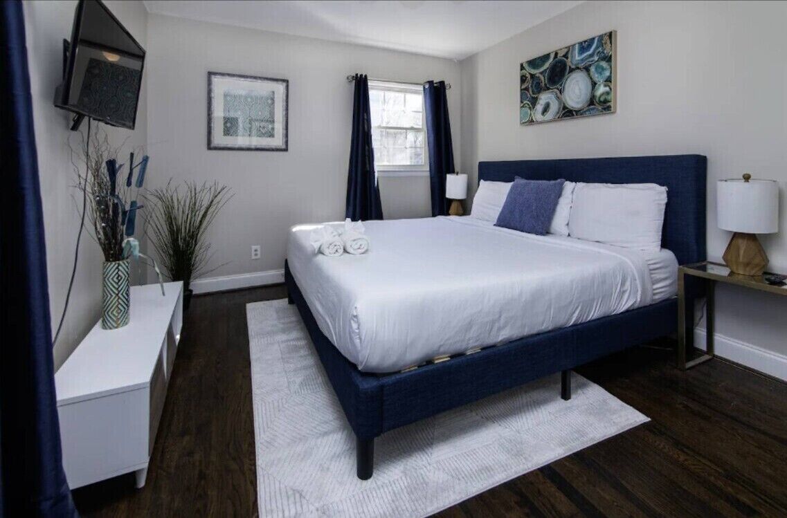 3 bedrooms, iron/ironing board, Internet, bed sheets