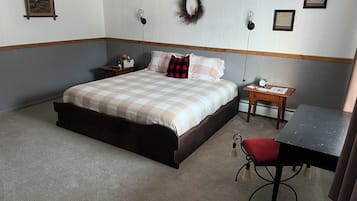 1 bedroom, bed sheets