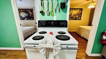 2 habitaciones, tabla de planchar con plancha y wifi gratis