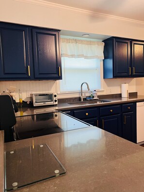 Microwave, oven, stovetop, dishwasher