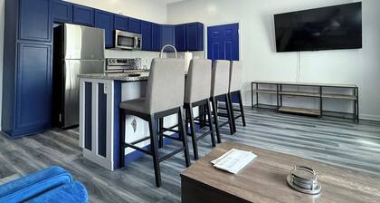 Lovely apartment in vibrant Cincinnati - Mins away from all major event places