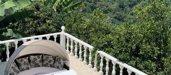 VILLA NINA. Enjoy the most beautiful sunsets.